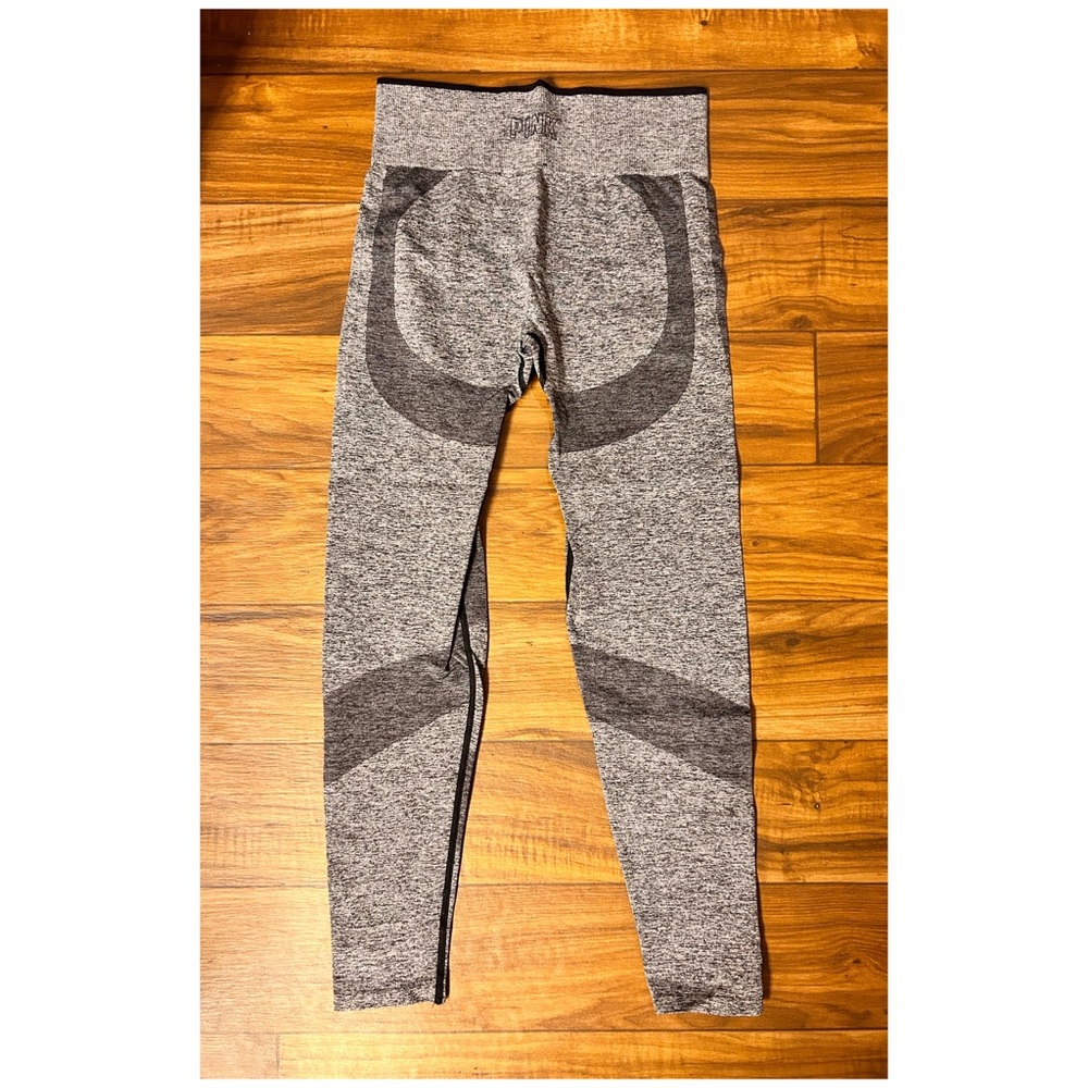 PINK Victorias Secret yoga pants size M